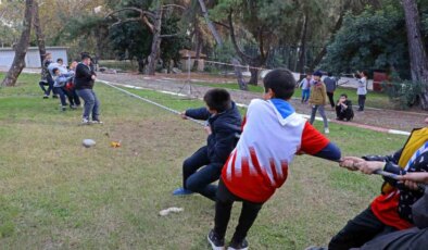 Antalya Büyükşehir Belediyesi Gençlik Kampı ve Eğitim Merkezi İzcilik Kulüplerini Ağırladı