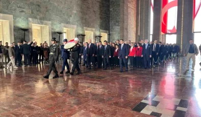 TBMM Başkanı Numan Kurtulmuş, Anıtkabir’deki törene katıldı