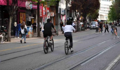 Eskişehir’de Bisiklet, Scooter ve Motosiklet Kullanımı Artıyor