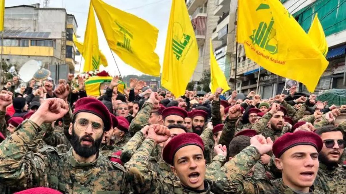 Lübnan’da Hizbullah Tartışmaları Derinleşiyor